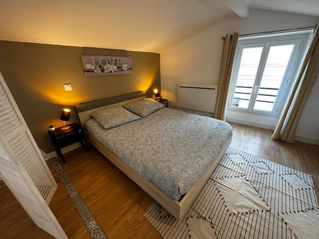 Le Saint Maixent, Maison De Ville, Baby Foot, Wifi Esterno foto