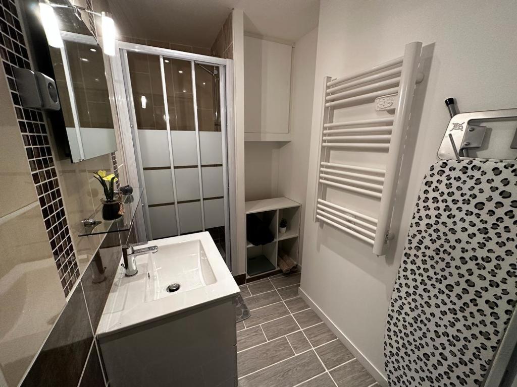 Le Saint Maixent, Maison De Ville, Baby Foot, Wifi Esterno foto